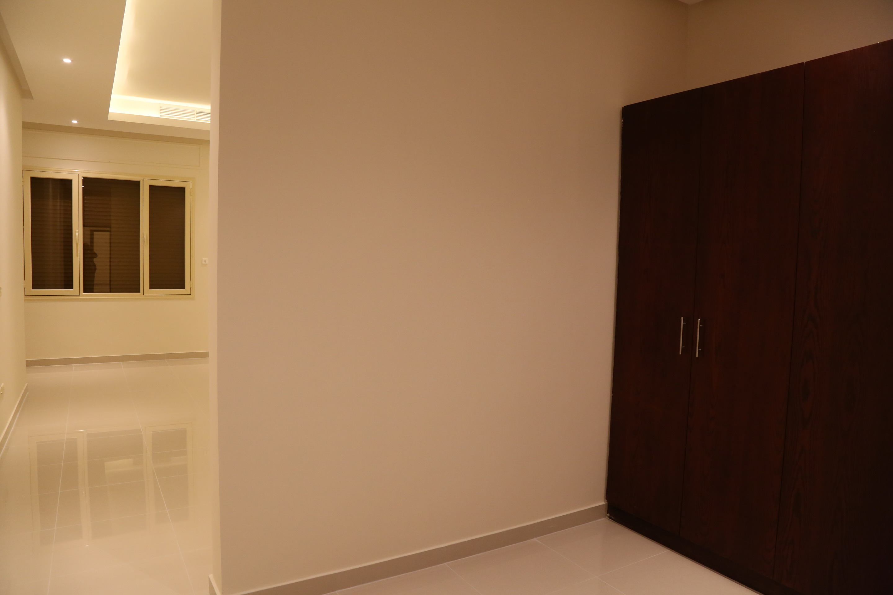 al siddiq villa kuwait Dresser Room