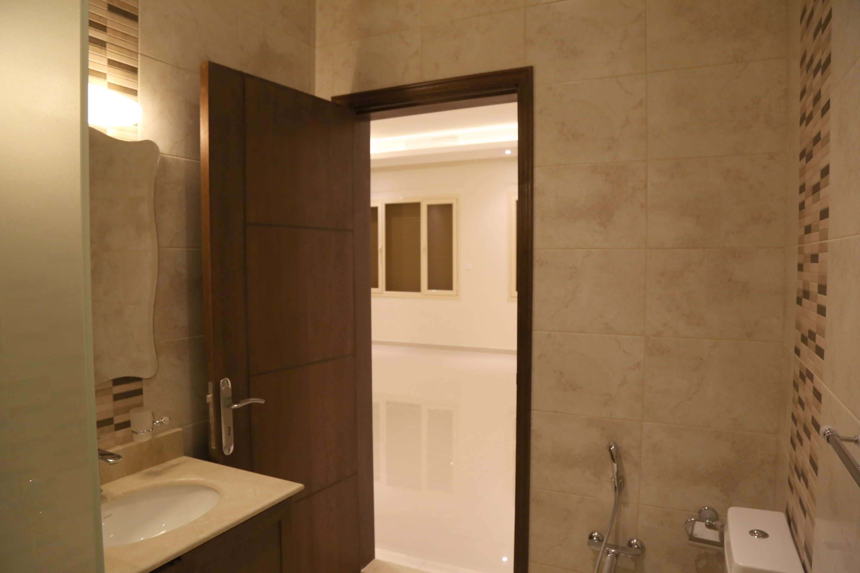 al siddiq villa kuwait bathroom
