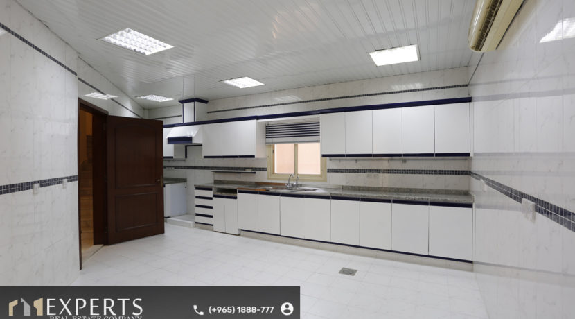 _36A1092_experts_real_estate_zahraa_apartment